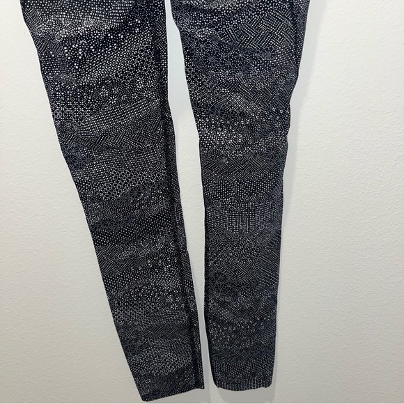 Lululemon Fast & Free 7/8 Tight II *Nulux 25" Meisai White Black Size 4 - Picture 6 of 7